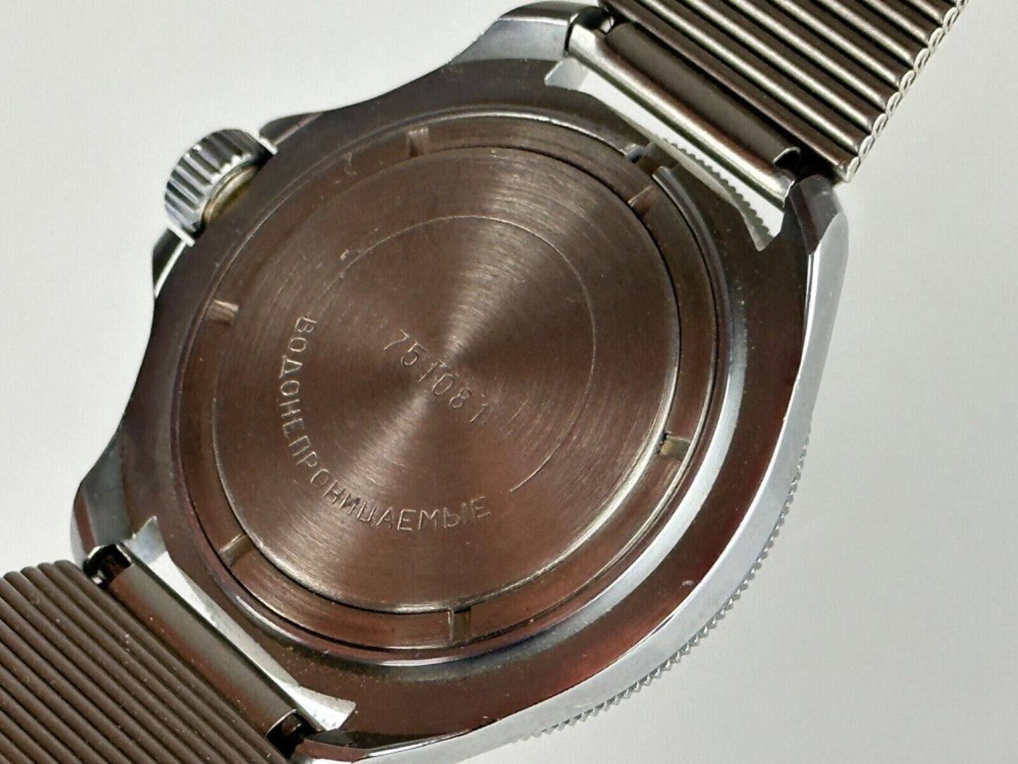 VOSTOK KOMANDIRSKIE TANK Soviet vintage military watch made in USSR