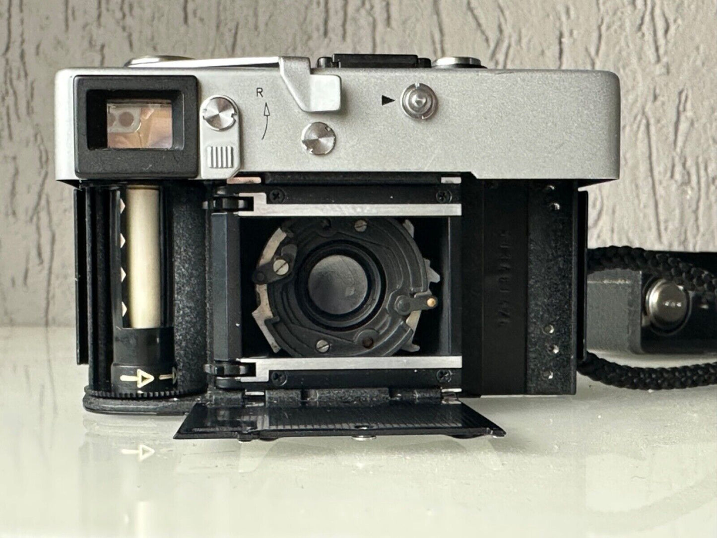 Rollei 35 Silver Made in Singapur with Filter and Original case