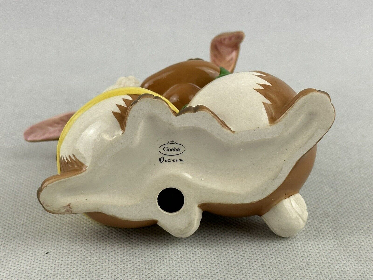 Goebel Newly Enamoured Frisch Verliebt 5.1“ Easter Bunny’s Incl. Original Box