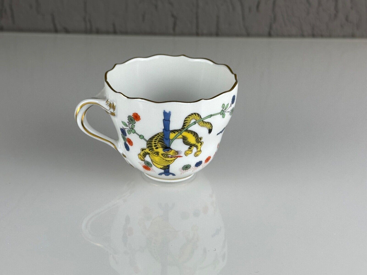 Vintage 20th Meissen Porcelain Cup & Saucer Yellow Tiger Porzellan Tasse German
