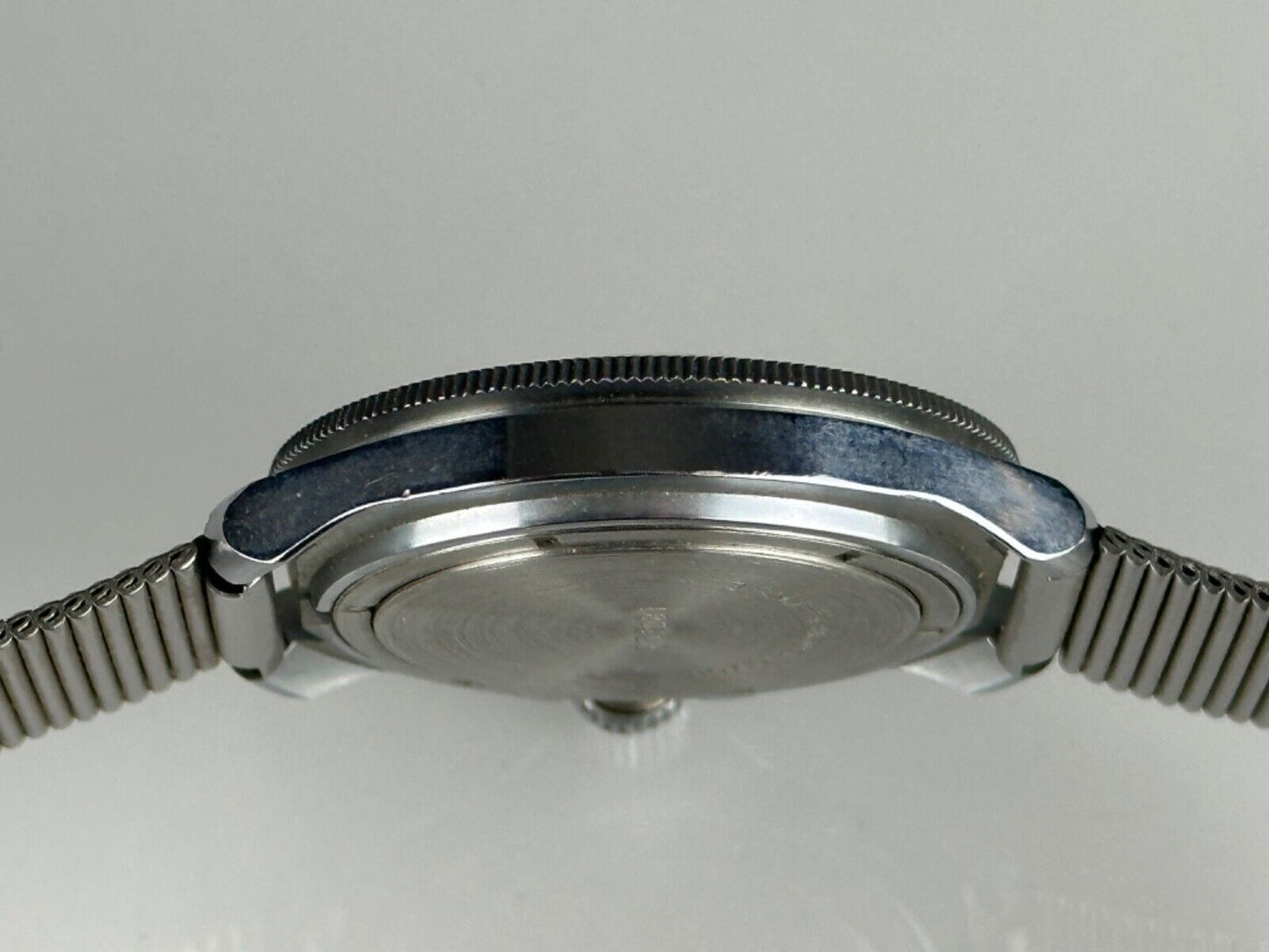 VOSTOK KOMANDIRSKIE TANK Soviet vintage military watch made in USSR