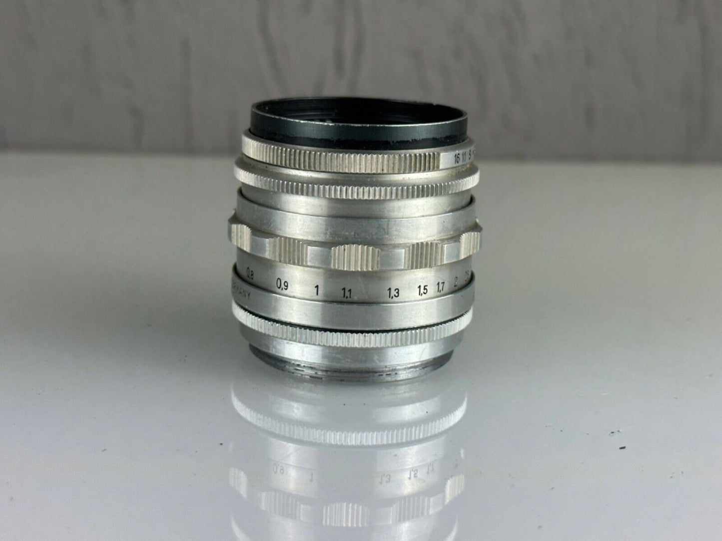 Very rare Lens Carl Zeiss Jena Tessar f2.8 50mm RED T M42 Silver made in Germany