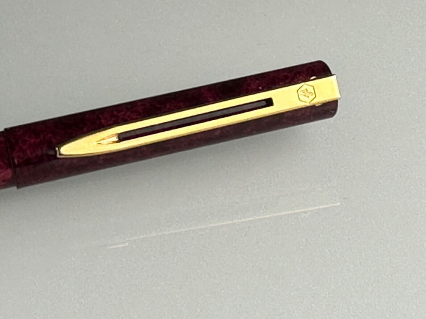 Waterman Ballpoint Pen Allure Bordeaux Gold