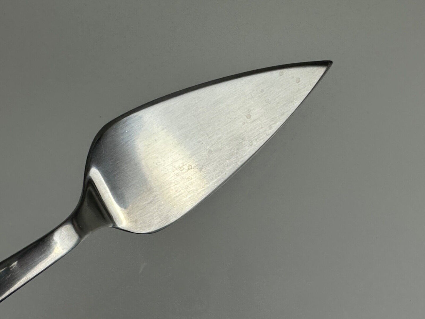 C. Hugo Pott 33 Cake Server 18/8 Chrome Steel Silver Solingen Germany No. 2733