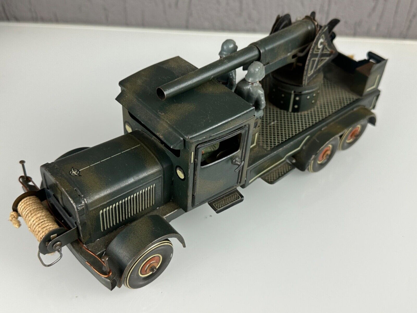 Tipp & Co Tin Truck with gun and 3 SS Soldiers WWII 30's- 40's Made in Germany