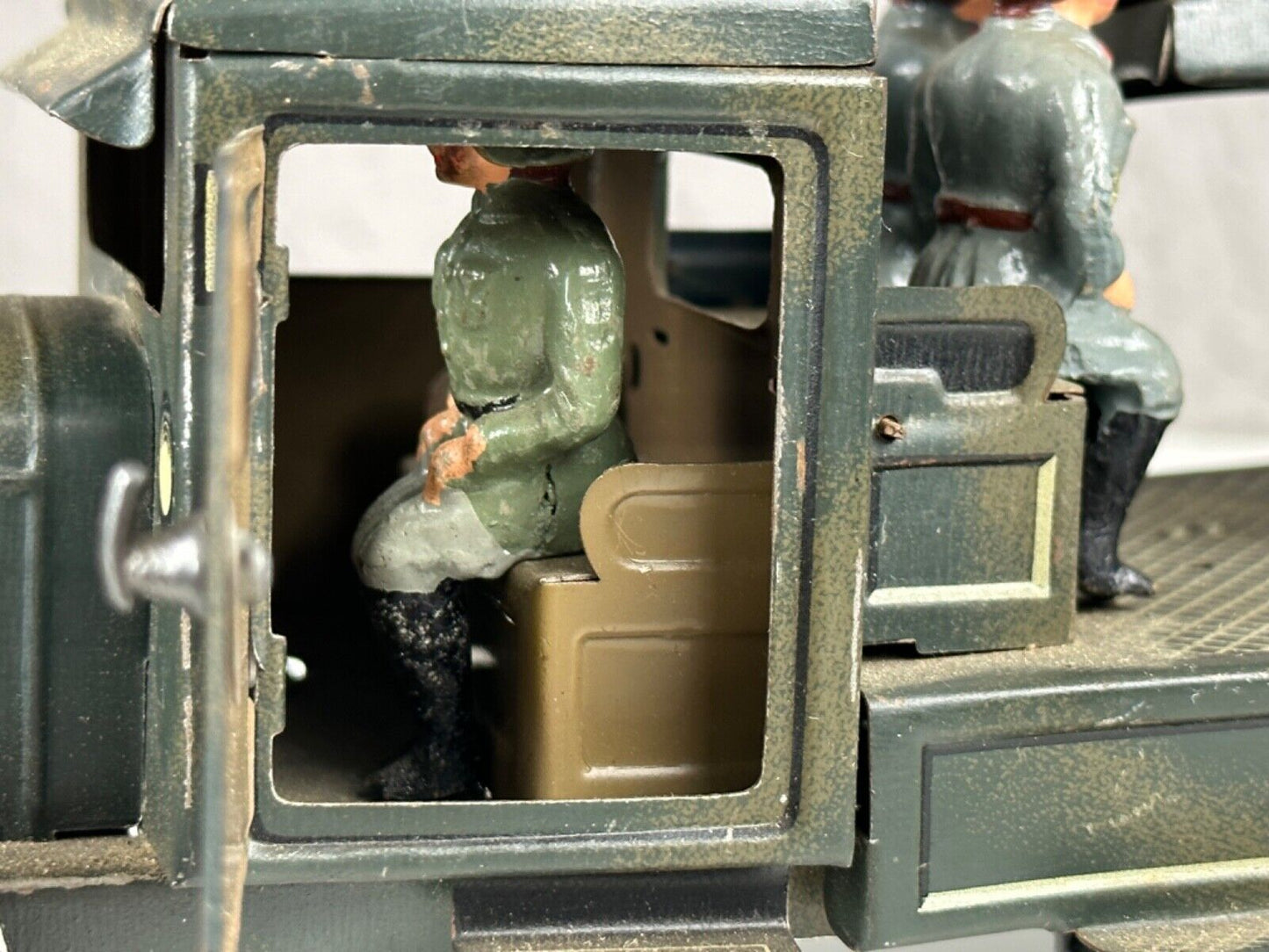Tipp & Co Tin Truck with gun and 3 SS Soldiers WWII 30's- 40's Made in Germany