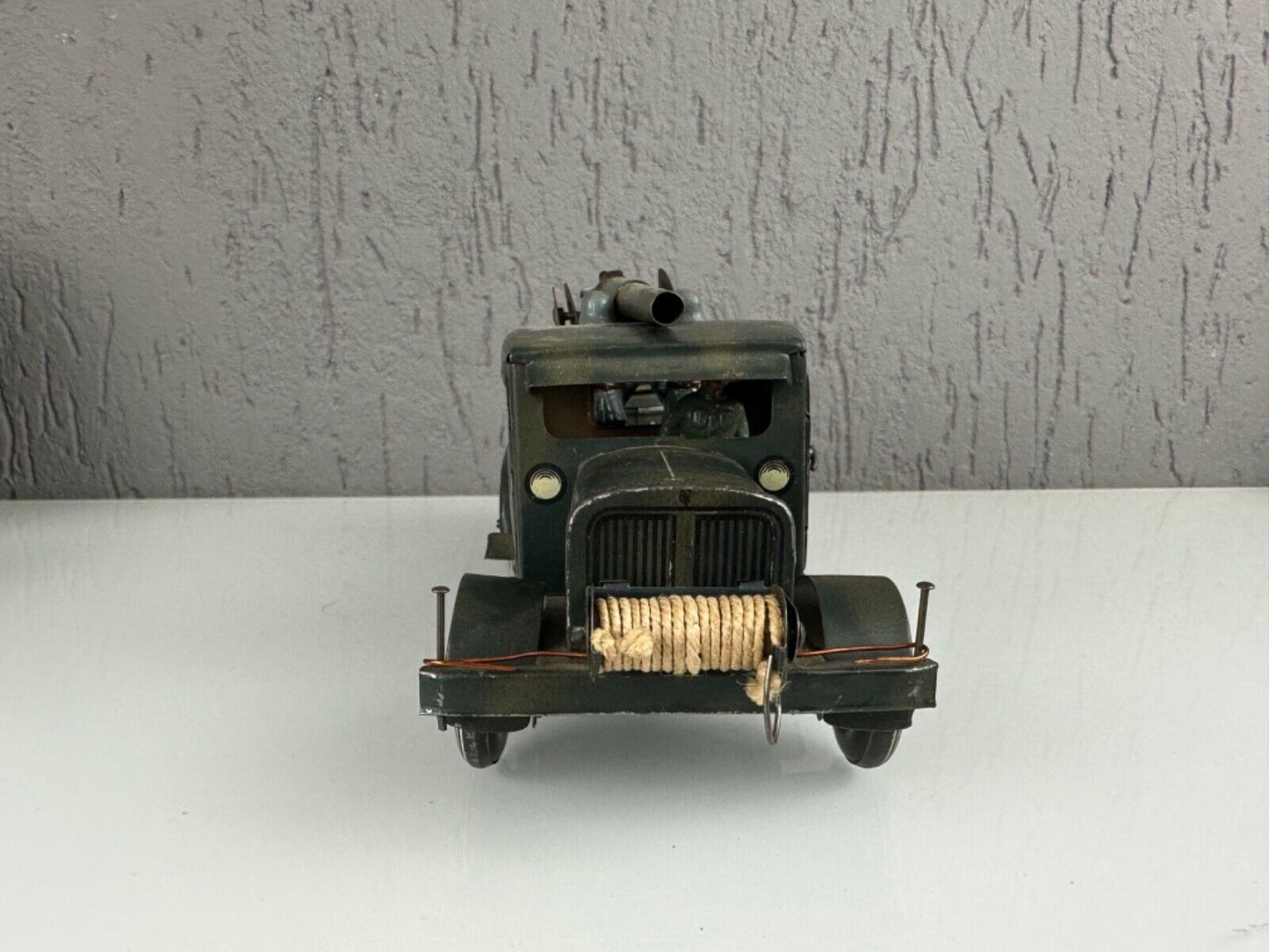 Tipp & Co Tin Truck with gun and 3 SS Soldiers WWII 30's- 40's Made in Germany