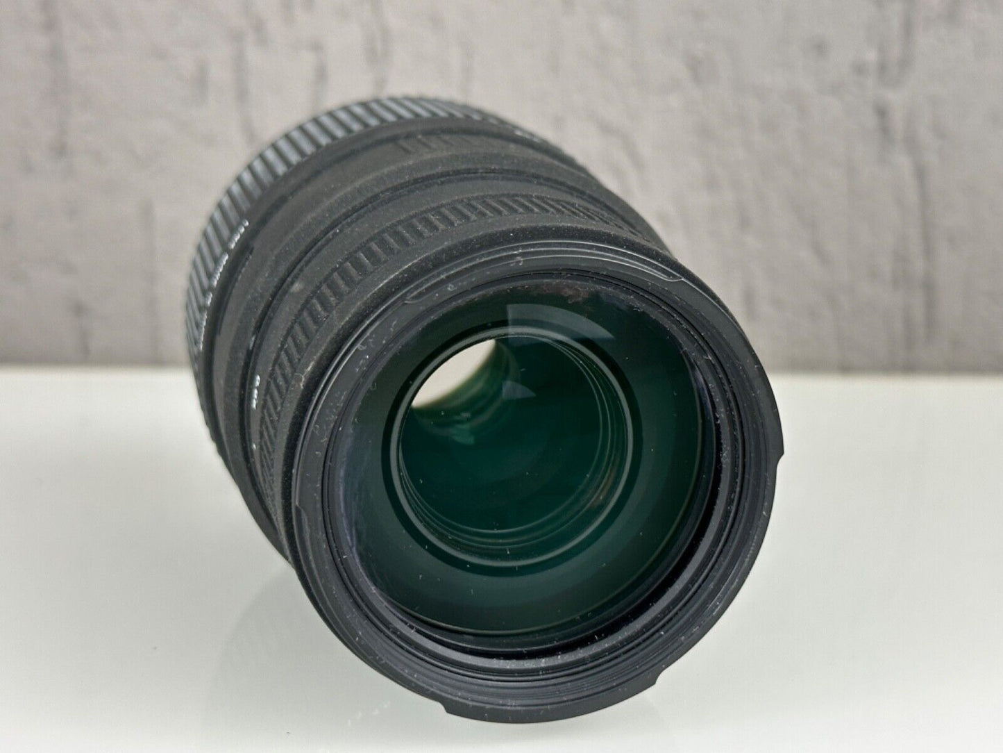 Sigma DG 70-300mm f/4.0-5.6 DG Lens For Canon