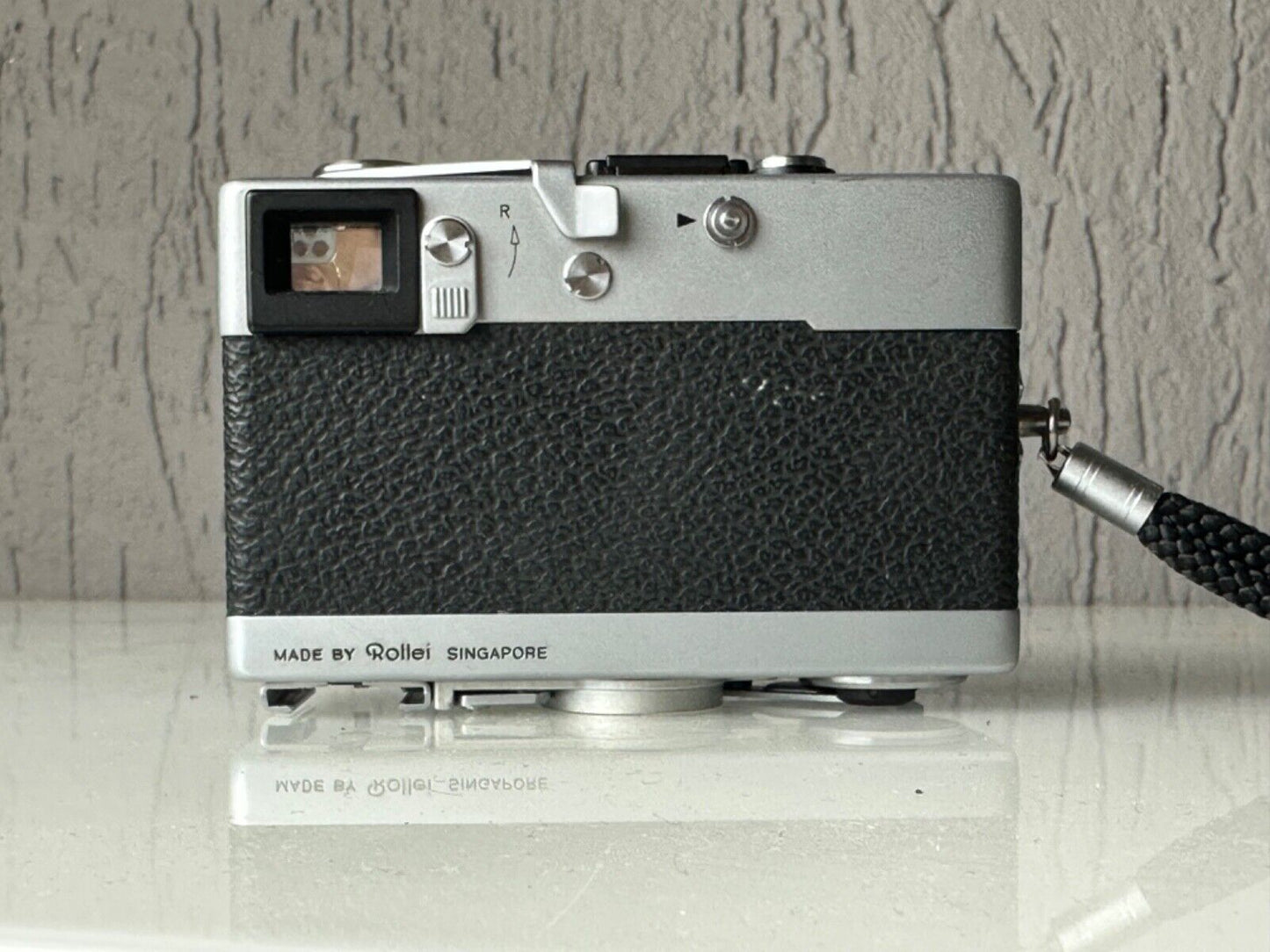 Rollei 35 Silver Made in Singapur with Filter and Original case