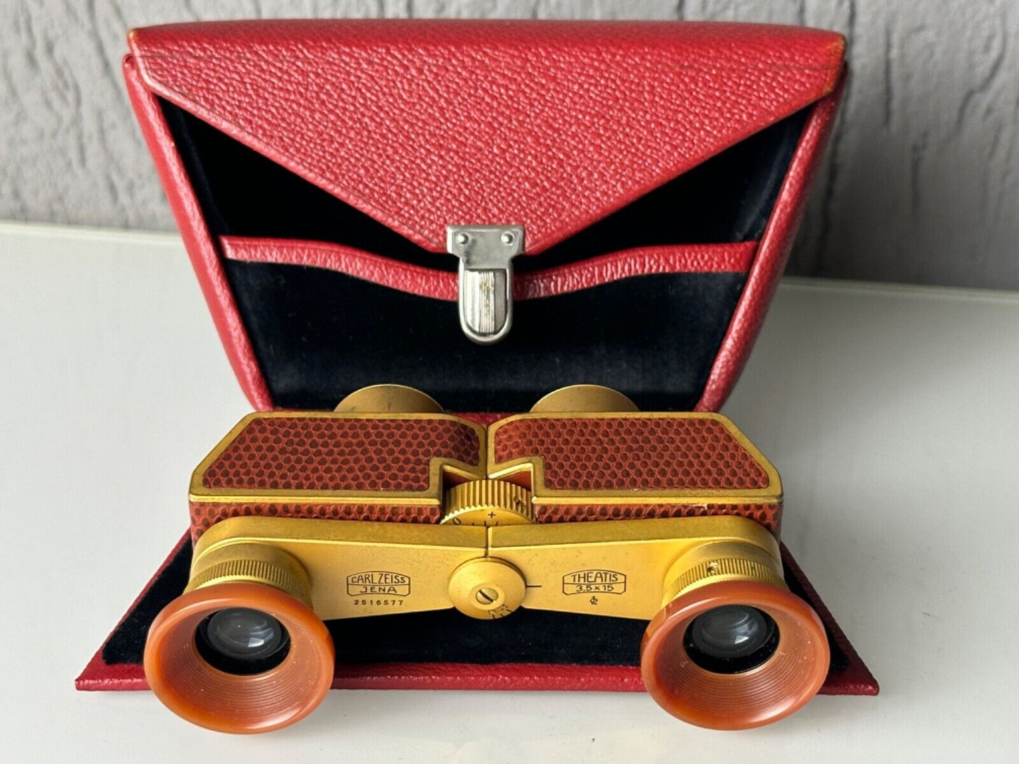 Carl Zeiss Jena Theatis 3,5 x 15 theather binoculars Red with case Germany made
