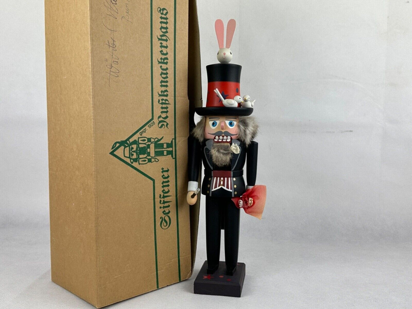 Nutcracker Magician Seiffener Christian Ulbricht Mountain Collection 35cm
