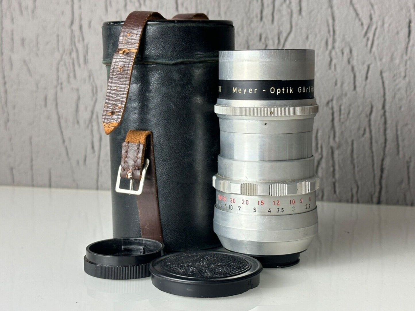 Meyer Optik Gorlitz Trioplan 100mm f2.8 Vintage lens Exakta EXT Silver