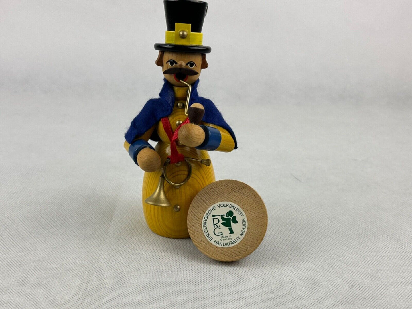 Richard Glasser Smoker Postbote Postman 22cm Erzgebirge Germany