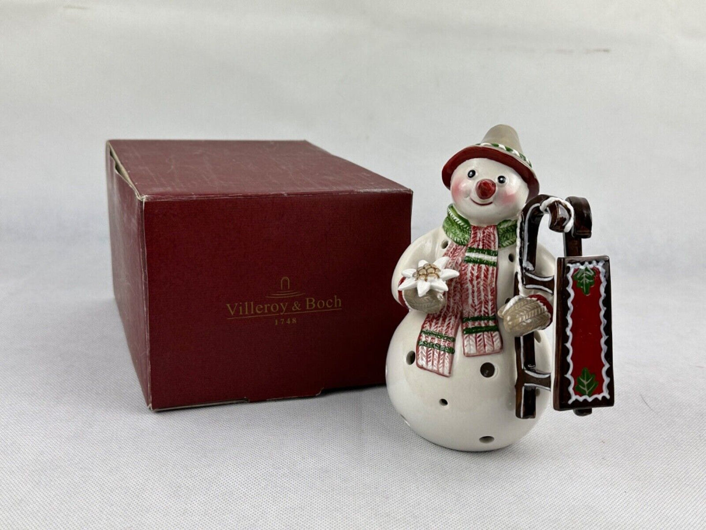 Villeroy Boch Snowman with Sleigh Tea Light 16cm