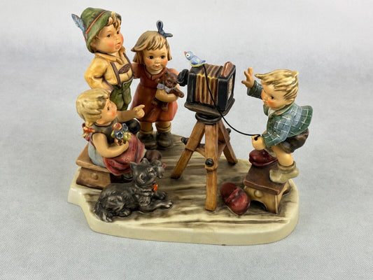 Hummel Figurines Der Meisterfotograf The Master Photographer limited 1536/2500