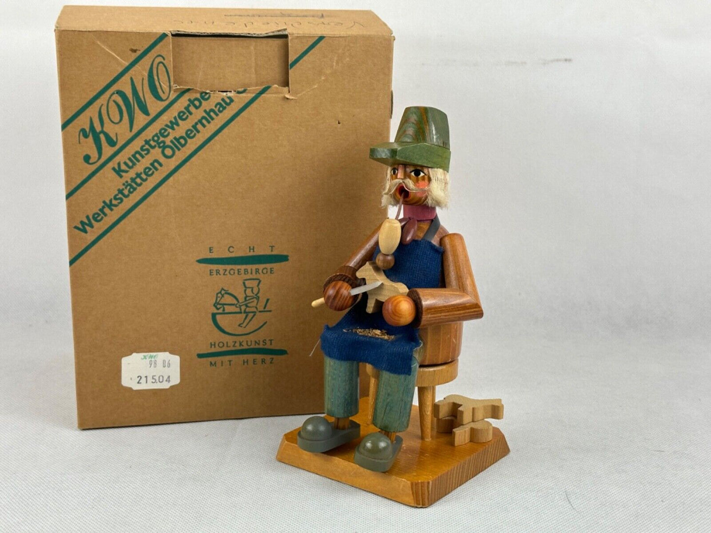 Christian Ulbricht smoker Holzschnitzer Wood Craver Toy Maker 7" 18cm Germany