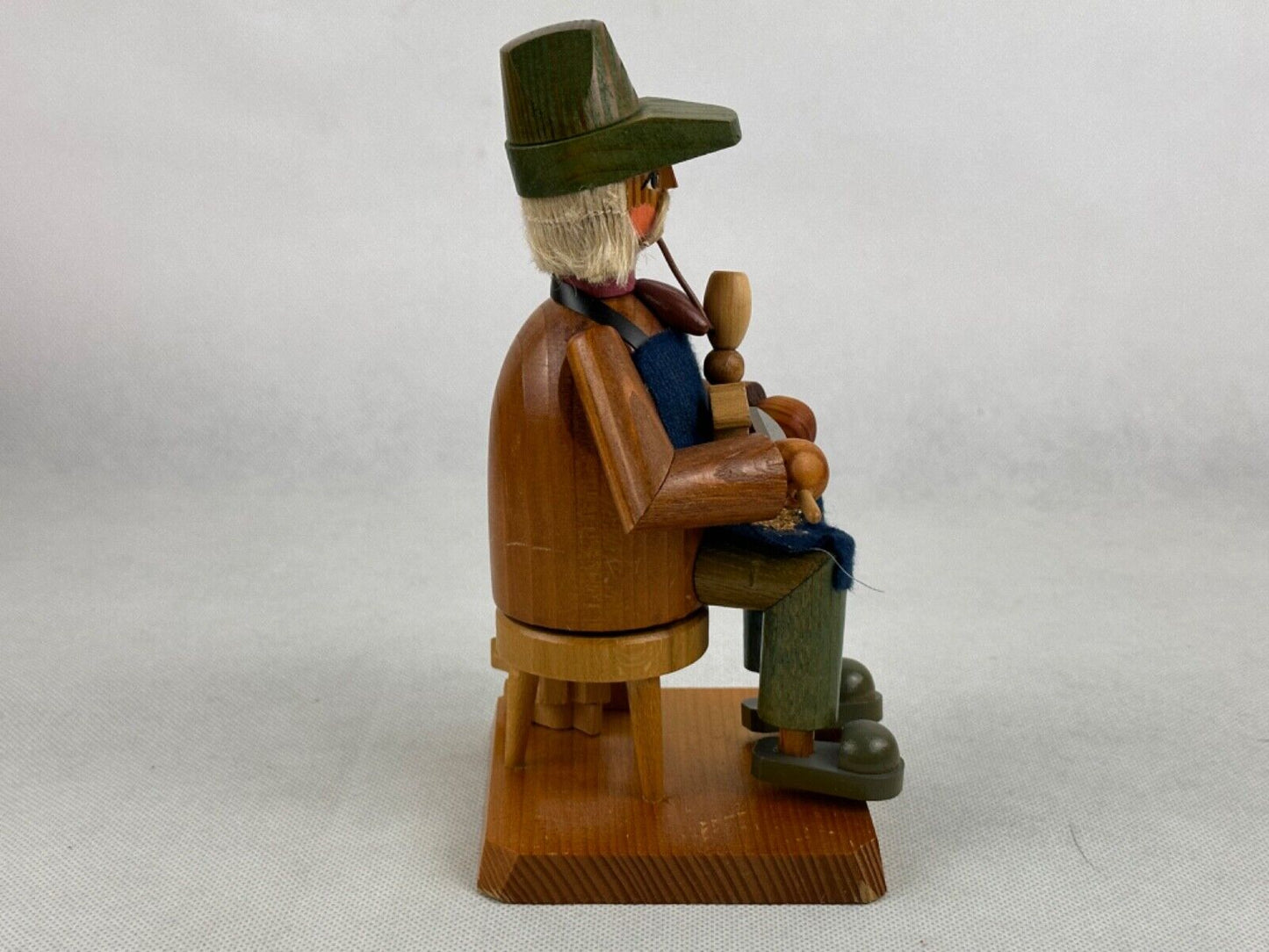 Christian Ulbricht smoker Holzschnitzer Wood Craver Toy Maker 7" 18cm Germany