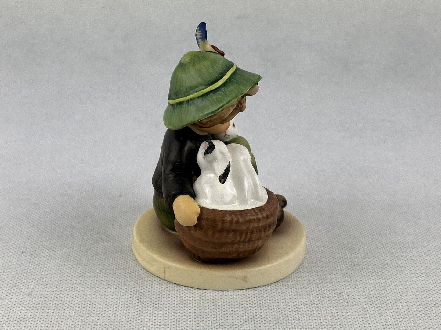 HUMMEL GOEBEL Figurine "Playmates" Boy With Rabbits  Western Germany 90s
