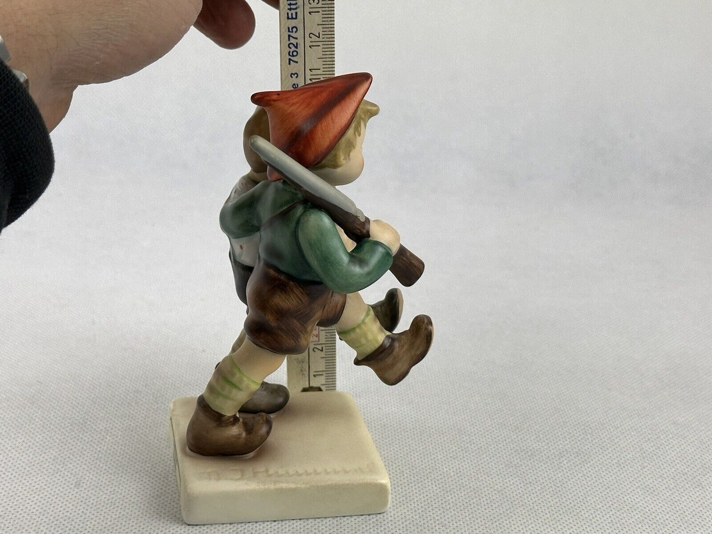 Goebel Hummel 50 2/0 Volunteers Soldatenspiel Collectible Figurine 4.3“ Germany