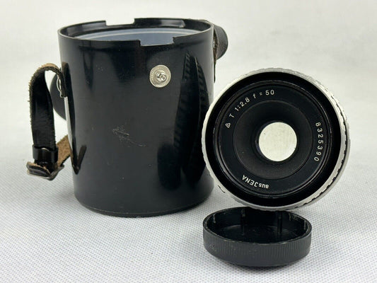 Carl Zeiss aus Jena T 2.8 50mm - M42 Germany With Leather Case