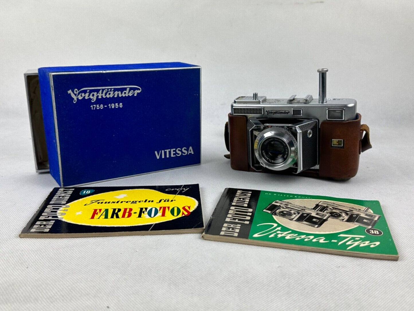 Voigtlander Vitessa with Bag, original Box and Directions Germany