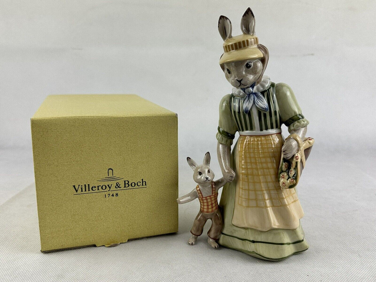 Villeroy Boch Easter Mother With Children Rabbit 9“ Incl Original Box Porcelain