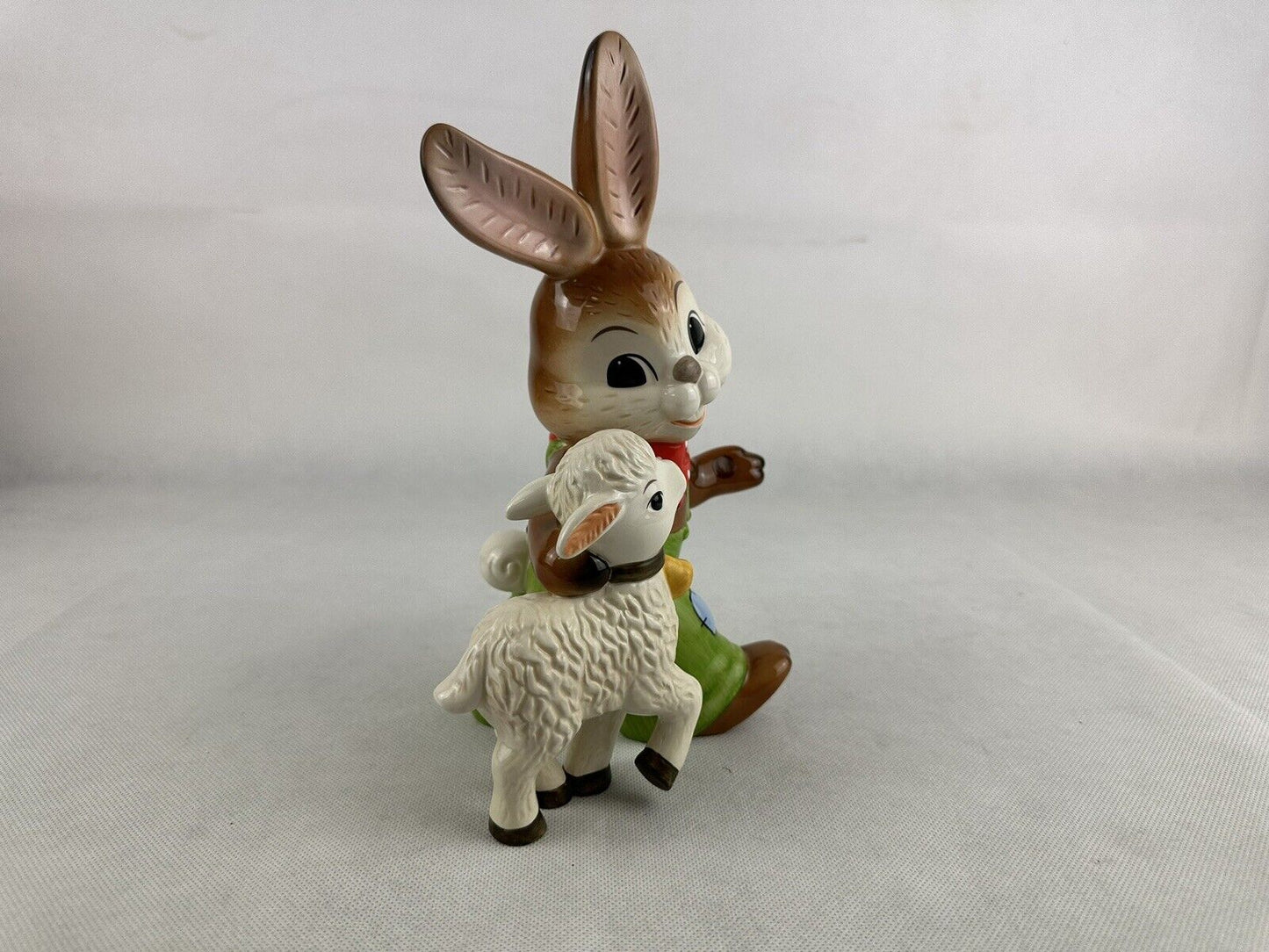 Goebel Rabbit Weggefährten companions 10.2“ Porcelain Germany Easter Collection