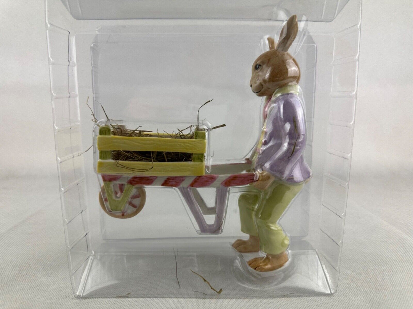 Villeroy Boch Easter bunny with wheelbarrow 9.8“