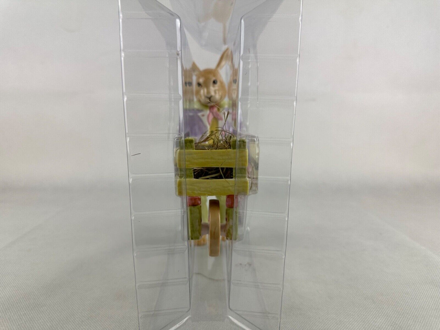 Villeroy Boch Easter bunny with wheelbarrow 9.8“