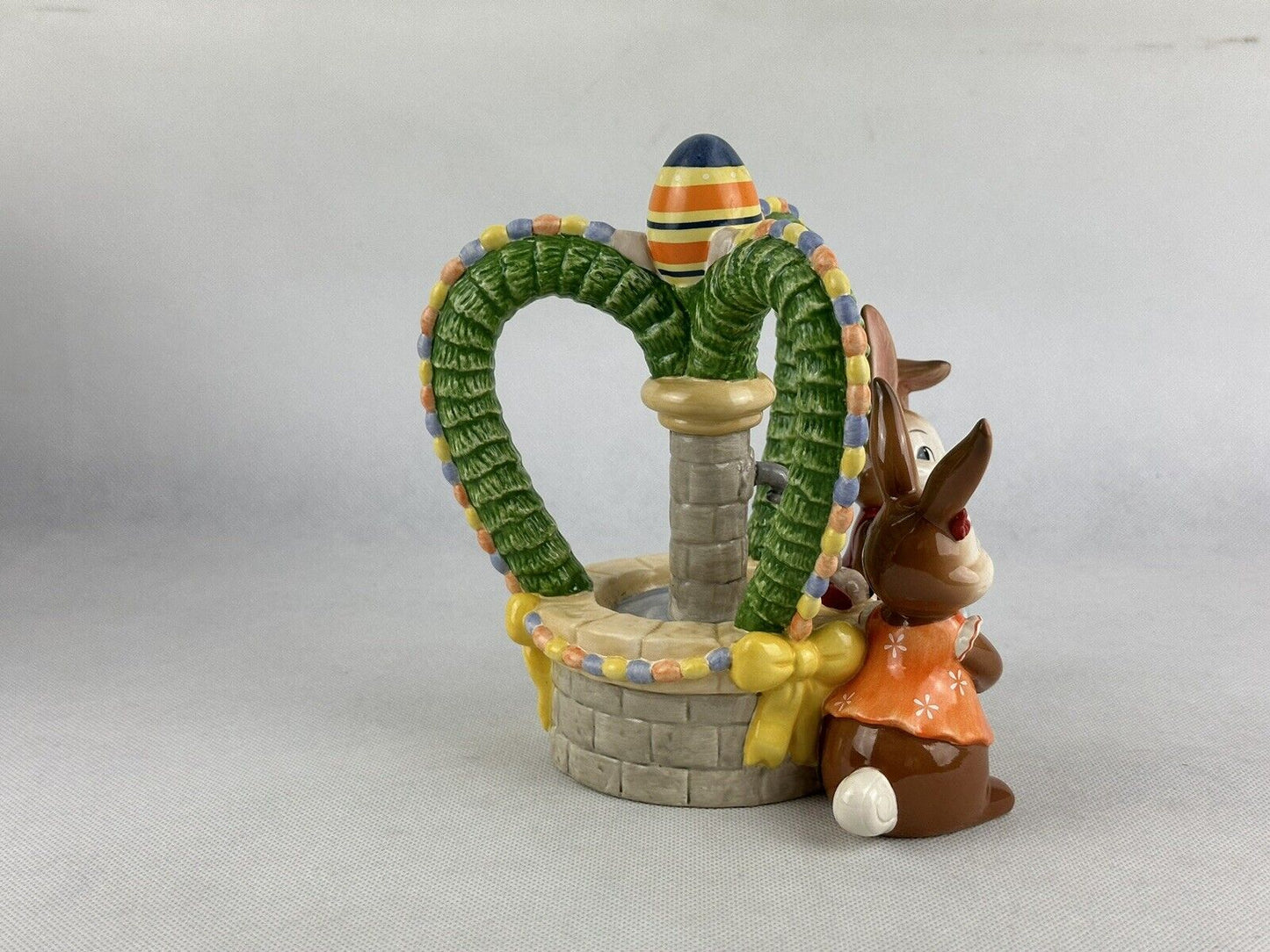 Goebel Spring Edition Easter Well Osterbrunnen 6.6“ Incl. Original Box Germany