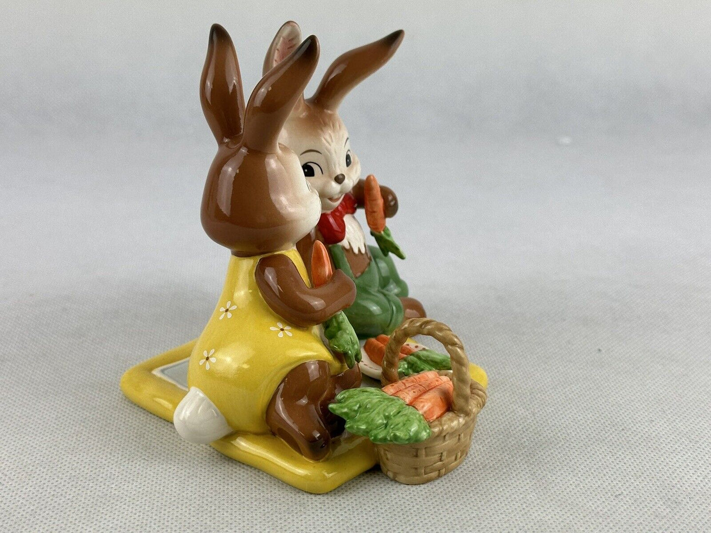 Goebel Bunny’s Picnic Rabbits Picknick Zu Zweit 4.3“ Incl. Original Box Germany