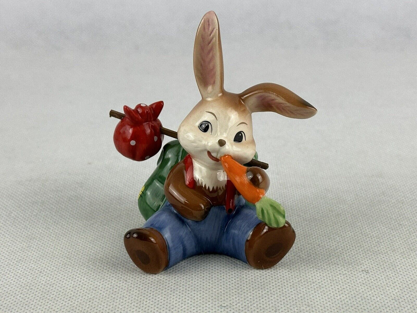 Goebel Rabbit Breathing Rest Bunny 3.5“ Incl. Original Box Germany