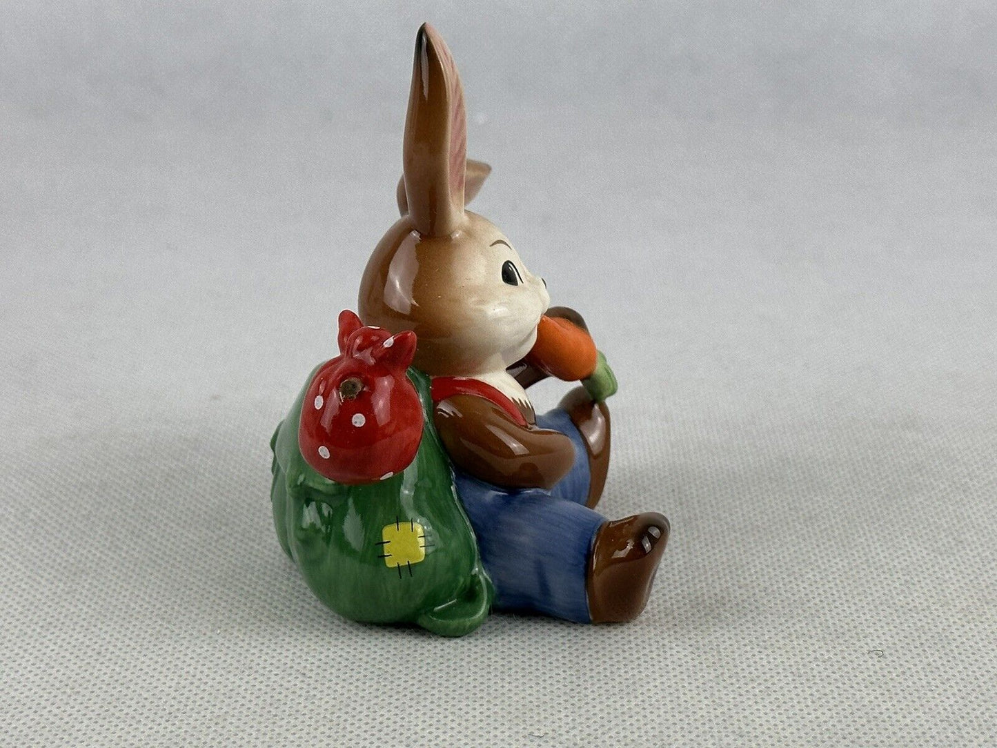 Goebel Rabbit Breathing Rest Bunny 3.5“ Incl. Original Box Germany