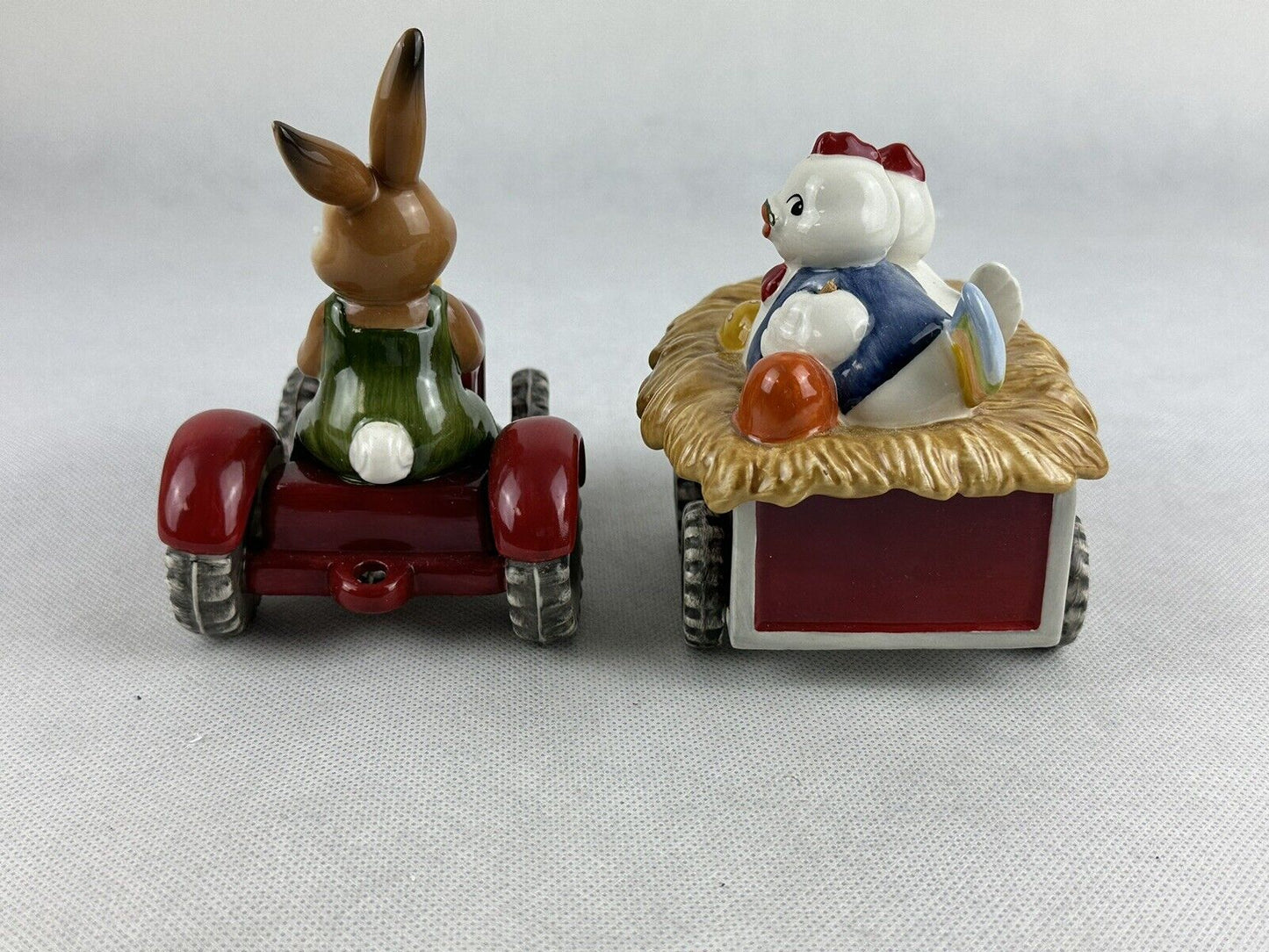 Goebel Hase Bunny #97 Easter Express Tractor 2 Pieces
