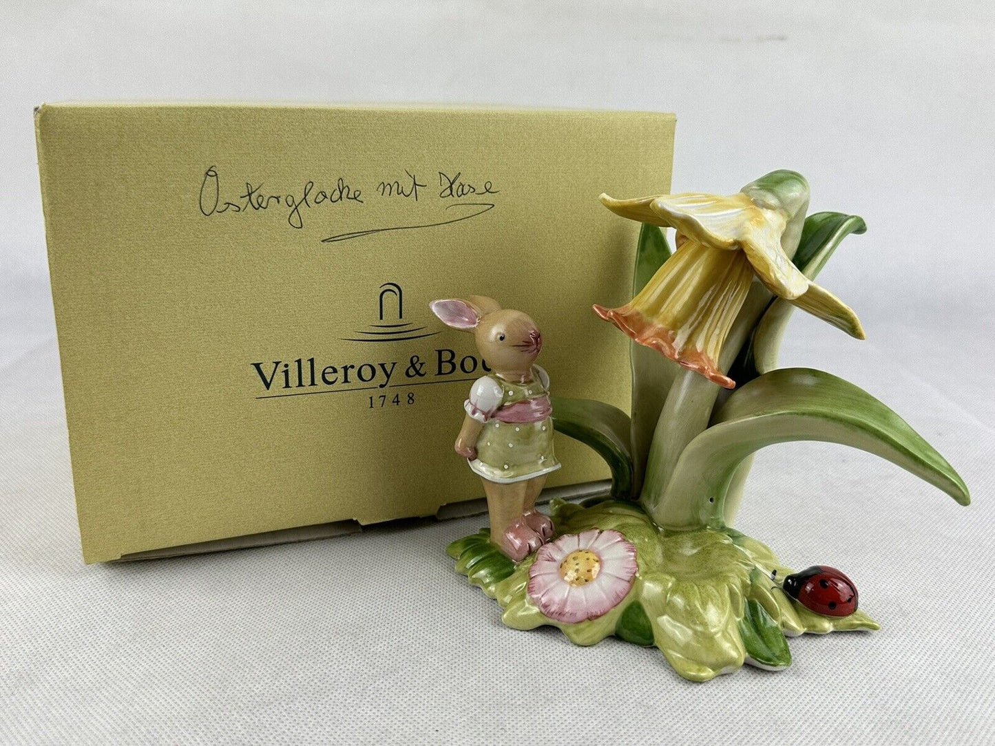 Villeroy Boch Bunny Girl with Daffodil 5.5“ ornament / figurine Germany