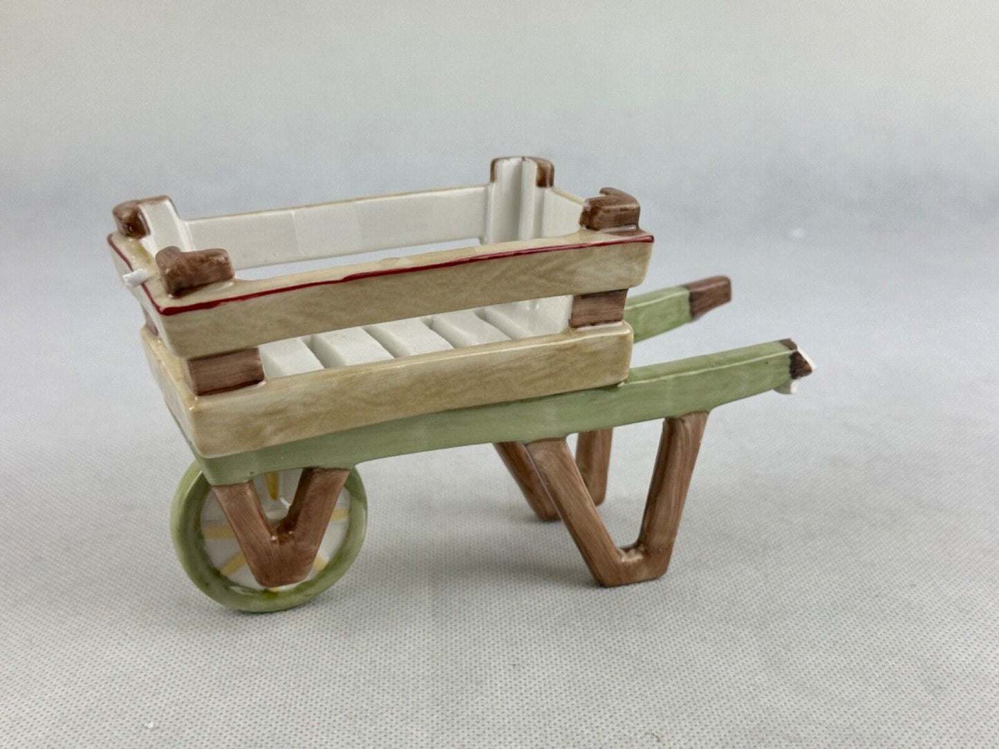 Villeroy Boch Easter bunny with wheelbarrow 9.8“