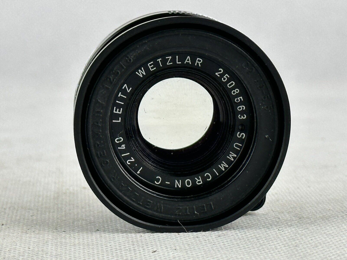 LEICA CL Film Camera Summicron C 40mm f2 Lens ~ with Leitz Wetzlar case, strap