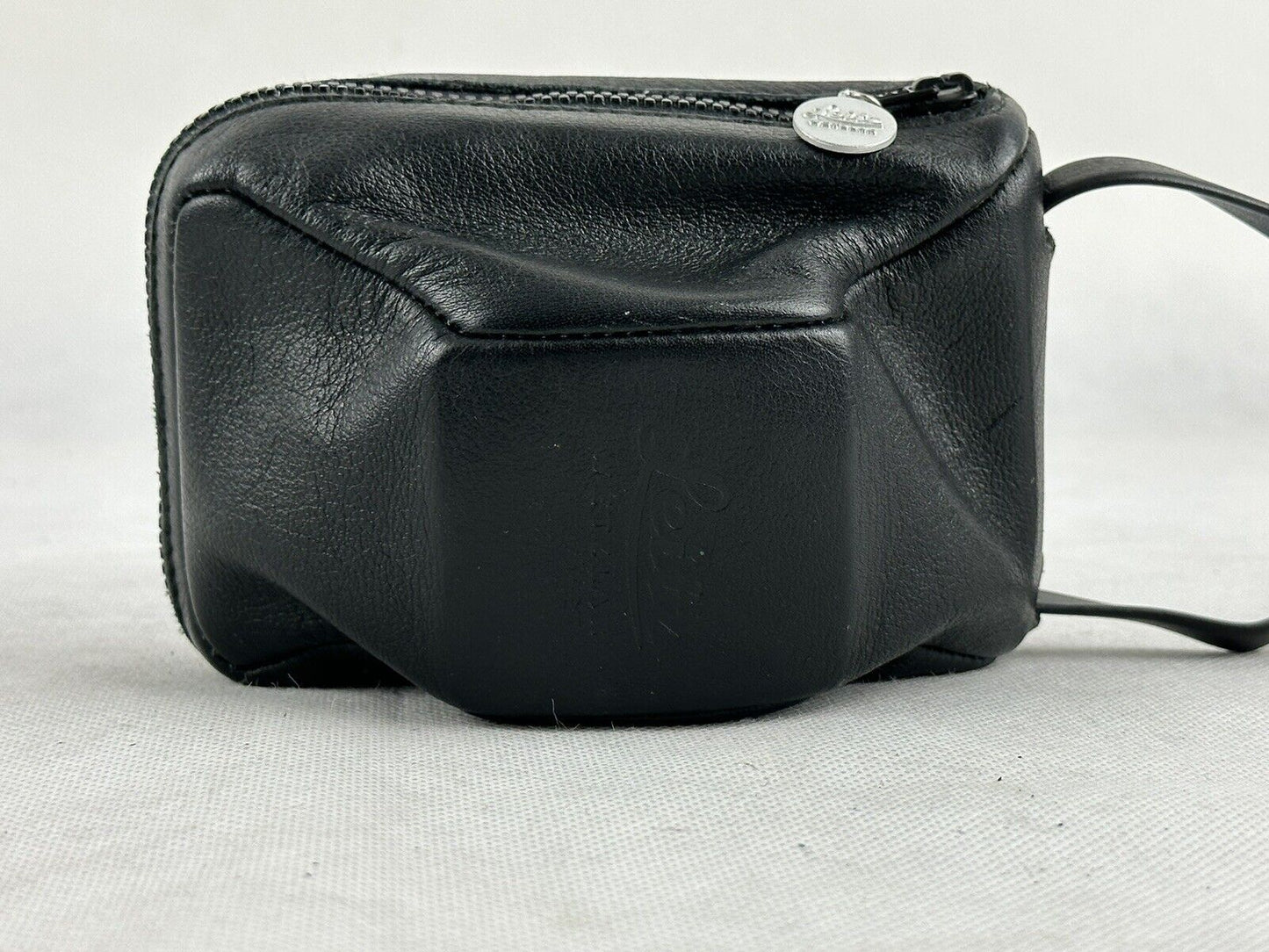 LEICA CL Film Camera Summicron C 40mm f2 Lens ~ with Leitz Wetzlar case, strap