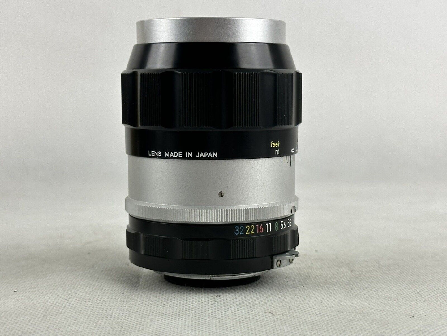 Nikon Nikkor Q Auto 135mm F/3.5 Telephoto Lens with/ Box and Bubble Case