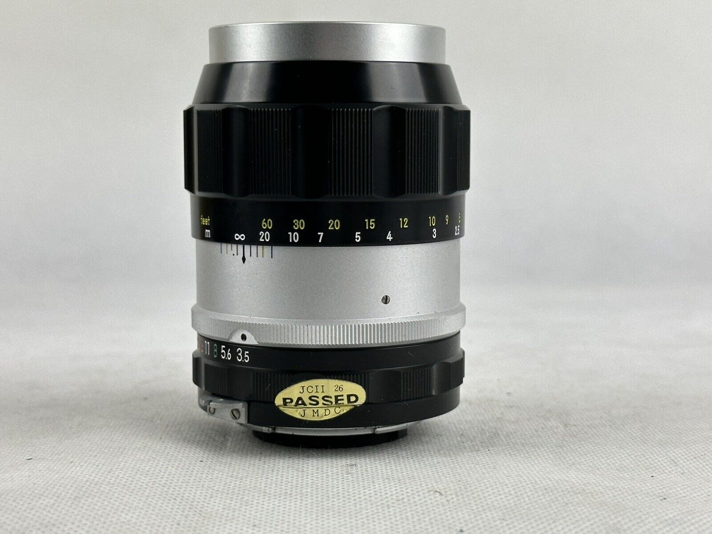 Nikon Nikkor Q Auto 135mm F/3.5 Telephoto Lens with/ Box and Bubble Case