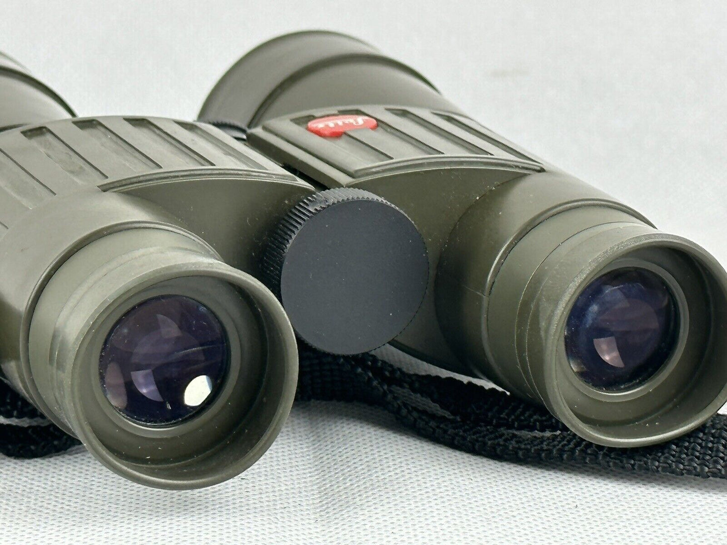 Leica Trinovid Binoculars 8x40 BA 128m/1000m Navy Green Portugal Incl. Bag