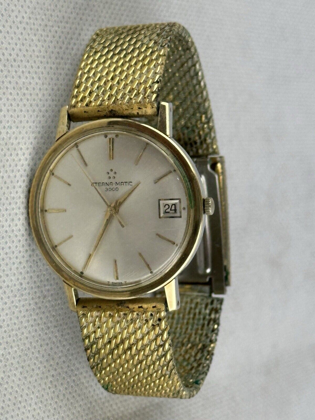 Eterna Matic 3000 Automatic Swiss Made 36mm Gold/steel Base Date