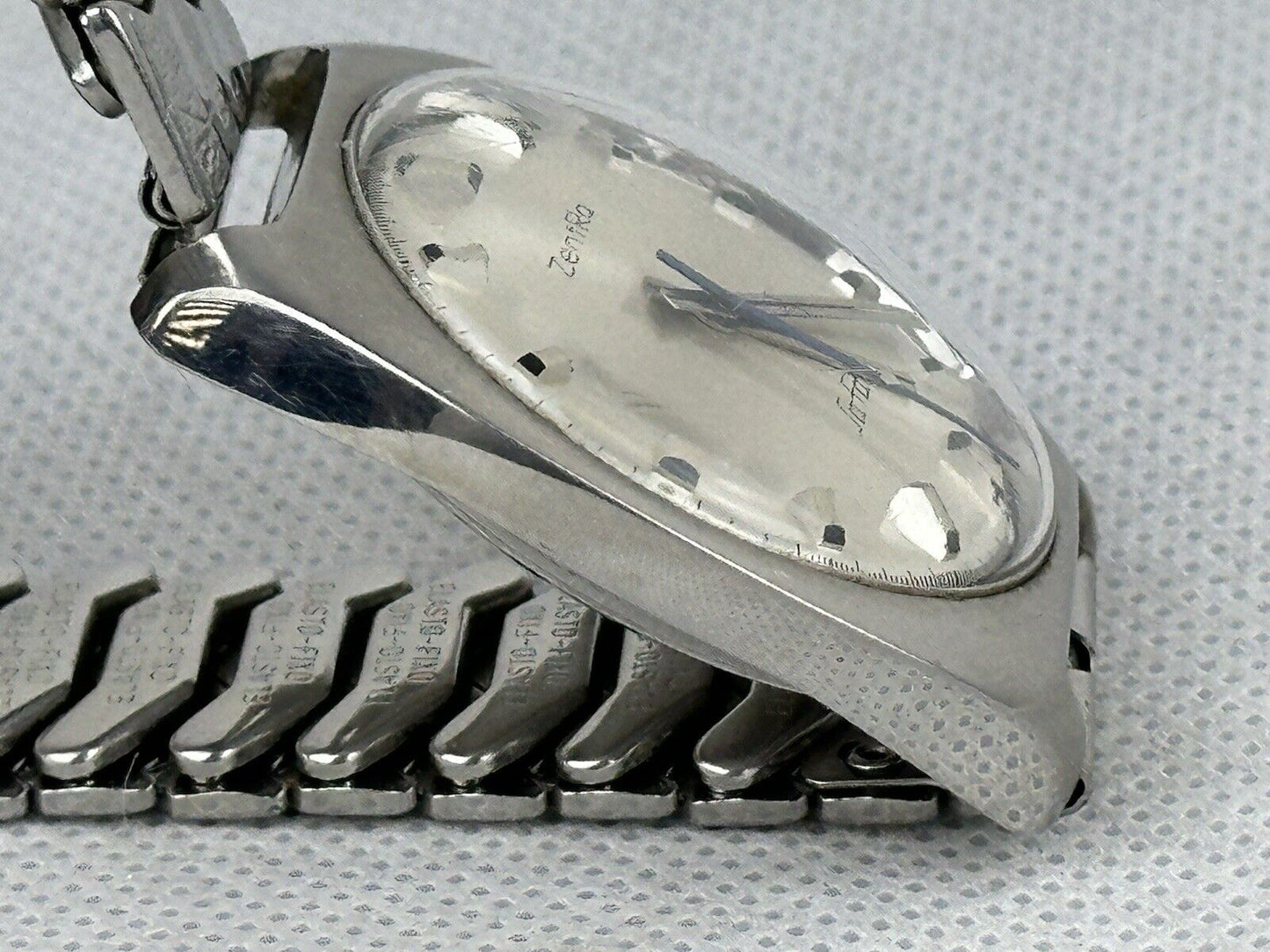 Zentra Safari 70‘s Men‘s Watch Mechanical 38mm Silver Working