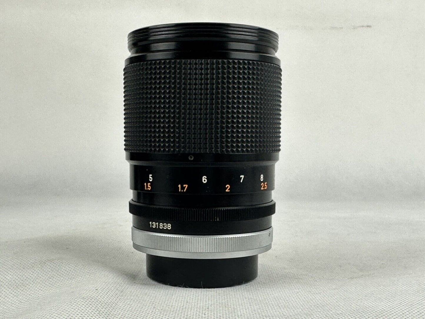 Canon FD 135mm F2.5 S.C. SC Telephoto FD Mount Lens With Caps,Filter And Case