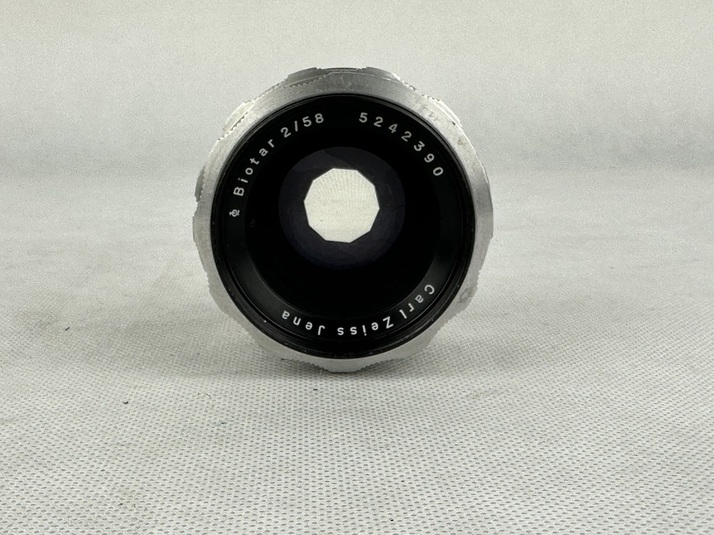 Carl Zeiss Jena BIOTAR DDR Q1 2/58 58 mm 58mm 1:2  f/2 Lens Objektiv M42