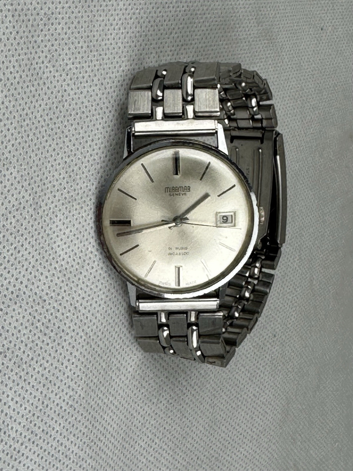 Miramar Geneve 21 Rubis Incabloc 39mm Swiss Made Watch Silver