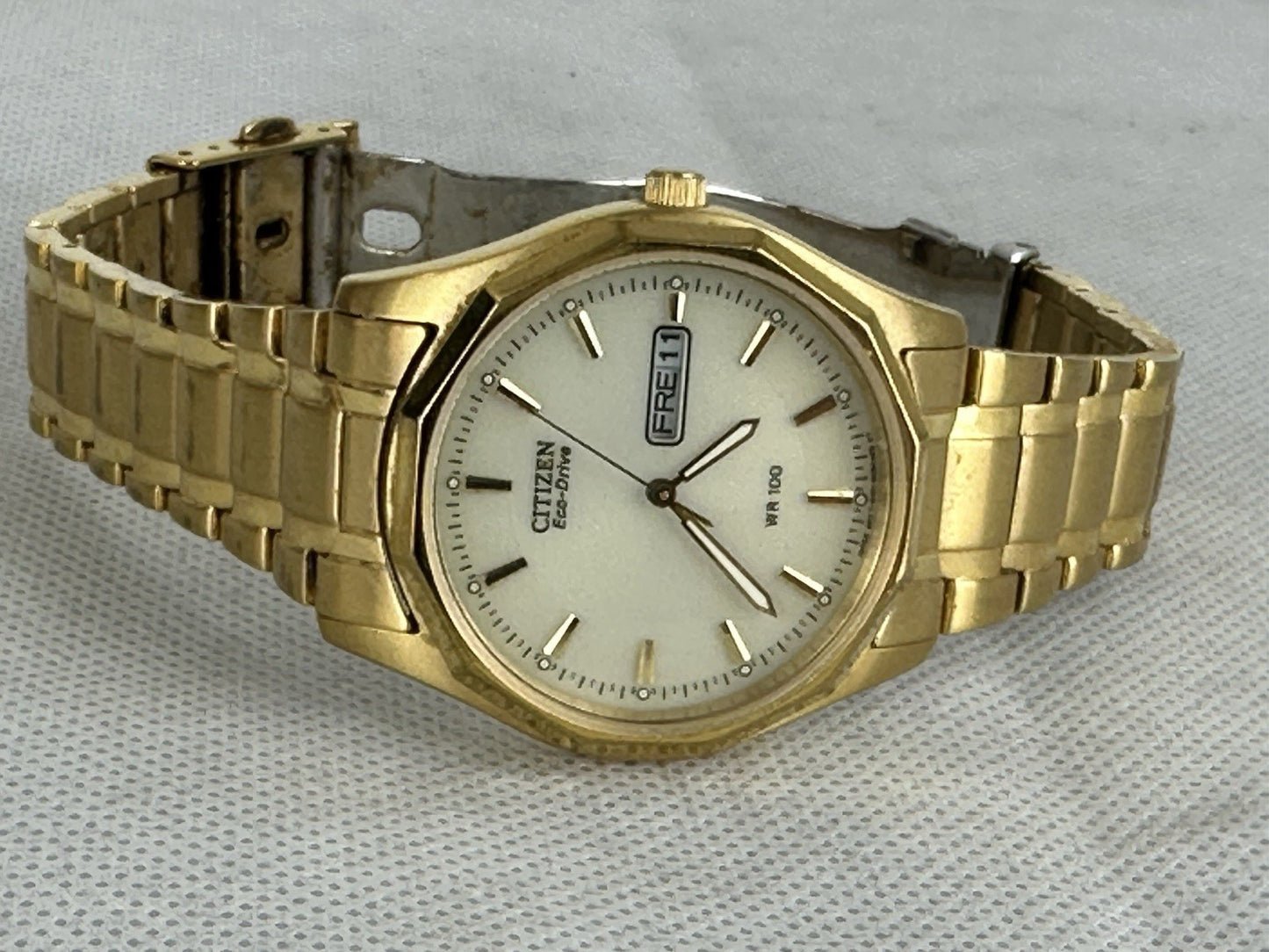 Men’s Citizen Eco-Drive WR 100M Gold Tone Day Date Watch