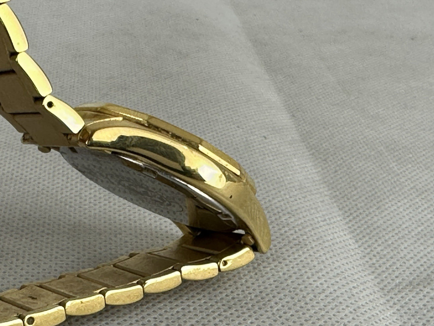 Men’s Citizen Eco-Drive WR 100M Gold Tone Day Date Watch