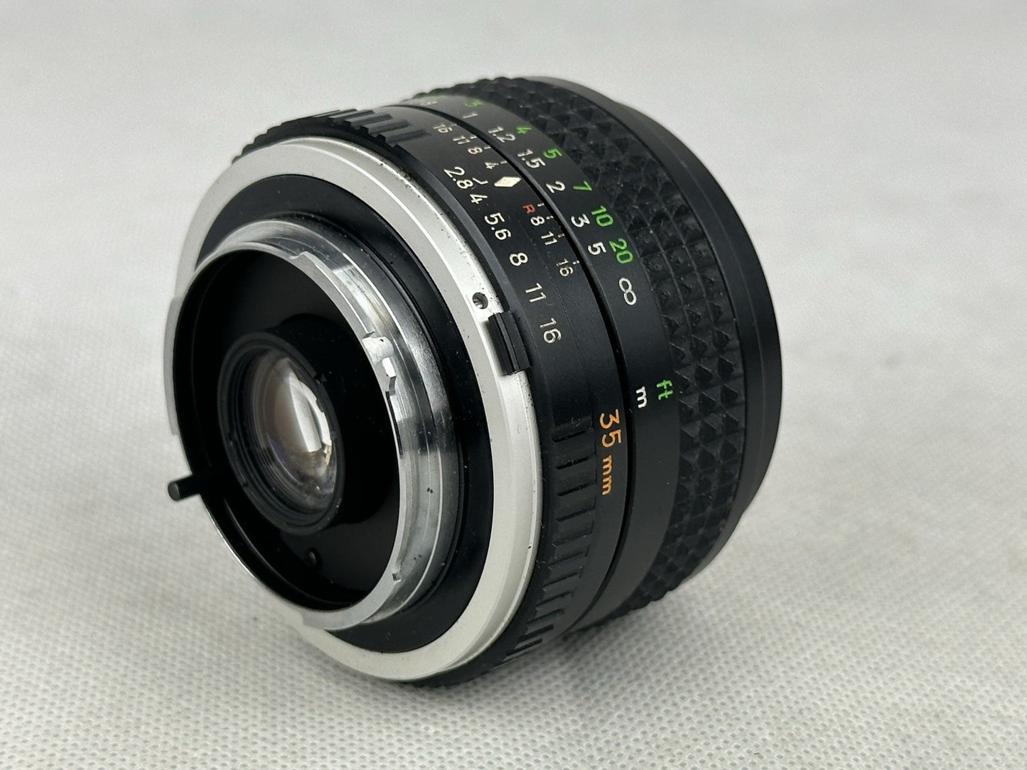 Minolta MC W. Rokkor 1:2.8 35mm wide-angle lens Made In Japan