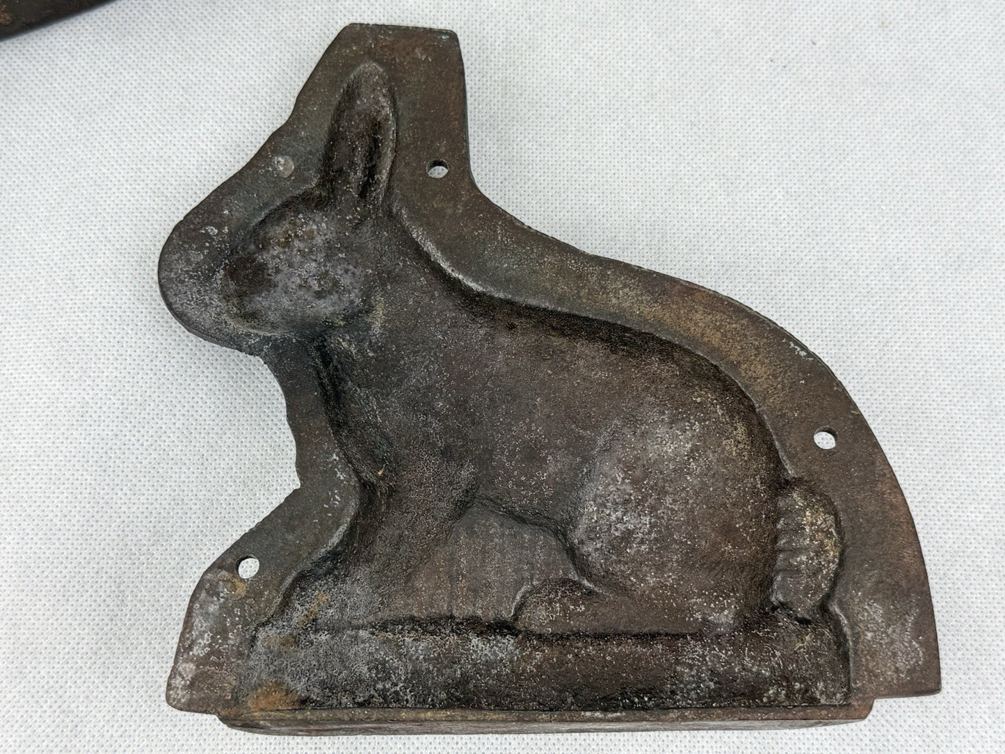 Antique Cast Iron Rabbit Bunny Backing Pan Mold w/Screw Connections Easter Decor
